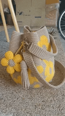 Handgefertigte Häkelblumentasche 🌼✨