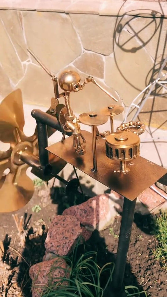 Handgefertigte Metall-Trommelwindmühle