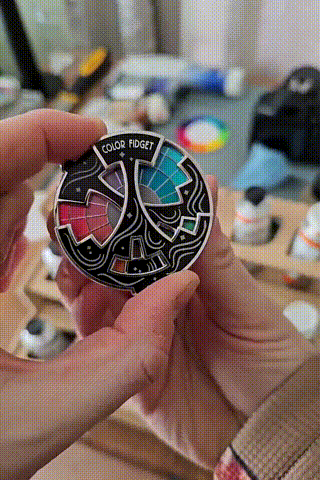 🌈Farbiger Fidget-Emaille-Anstecker (✨Ein Rad mit zwanzig Farbtönen)